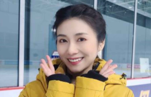 《假日暖洋洋2》开播，俞思远饰演程潇闺蜜“成为”花滑队员